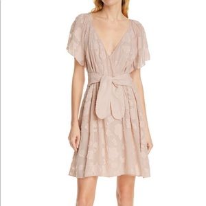 PRICE DROP! Joie silk wrap dress size 6 LIKE NEW!